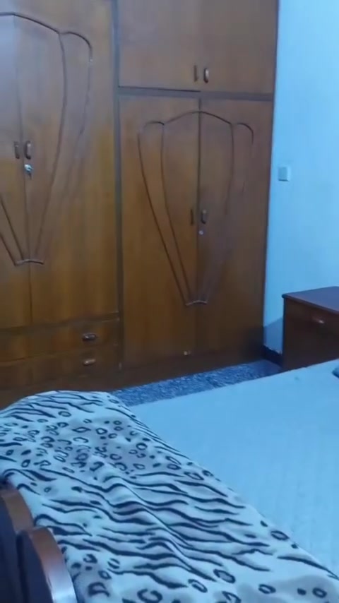 غرفة نوم خشب ثكيل للبيع - نظيفة جداً 🤎
التفاصيل:
• سرير نفرين دبل مع كومديات عدد 2
• كنتور كبير 6 باب مع جرارات 
• ميز تواليت مع مراية كبيرة
• خشب صاج قوي وثكيل، شغل قديم اصلي
• الحالة ممتازة ونظيفة، مابيها اي كسر

المكان: بغداد
للاستفسار والسعر: راسلوني على الخاص
***********
#غرفة_نوم #اثاث_مستعمل #بغداد #للبيع
