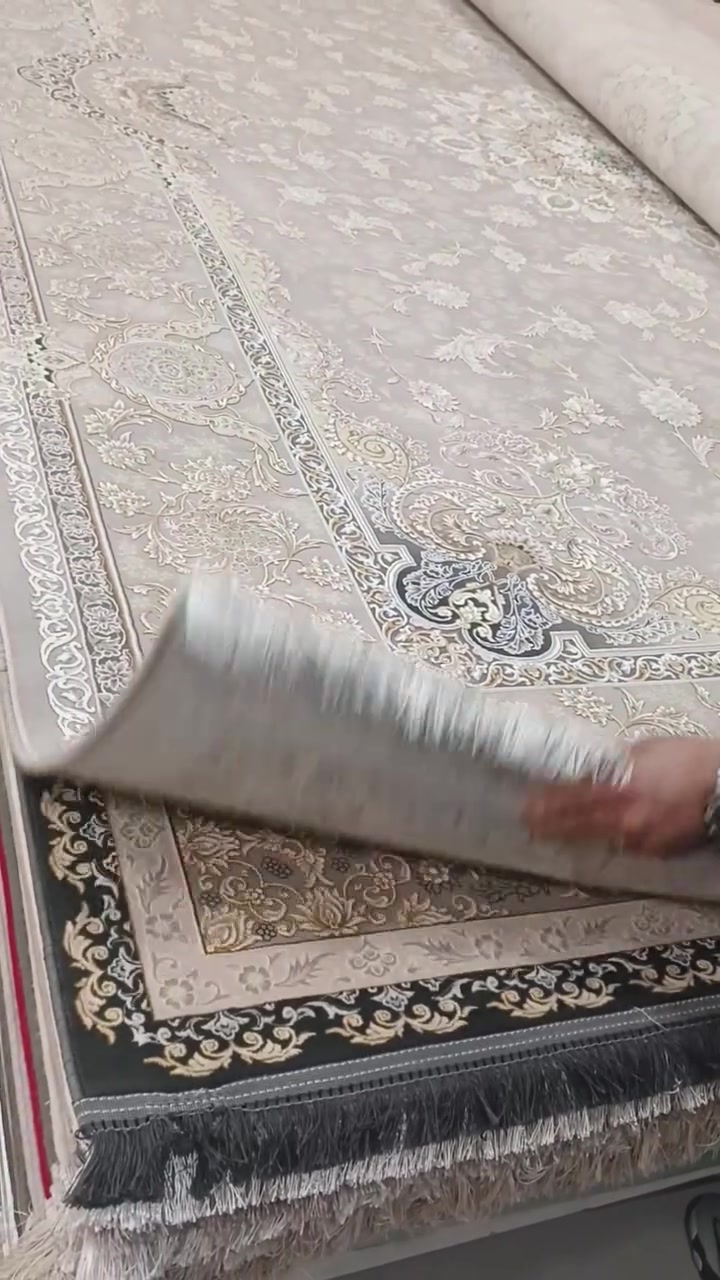 شلعه رخيصه جدا كاشان الاصلي توصيل مجاني عدد 100 قطعه للاستفسار الاتصال وتساب ***********
