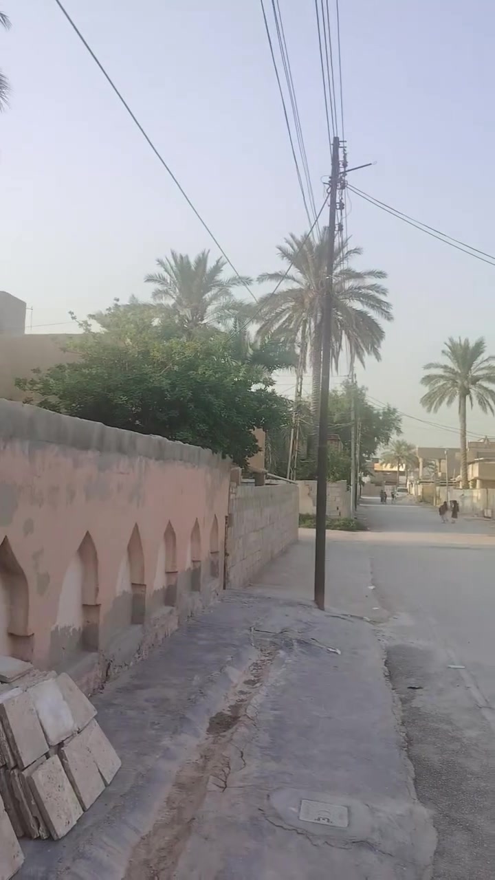 بيت حي العسكري مساحة ٢٥٠م بناء طابوق كما موضح في فديو اتصال على الرقم ***********مراجعة مكتب مسعودي
