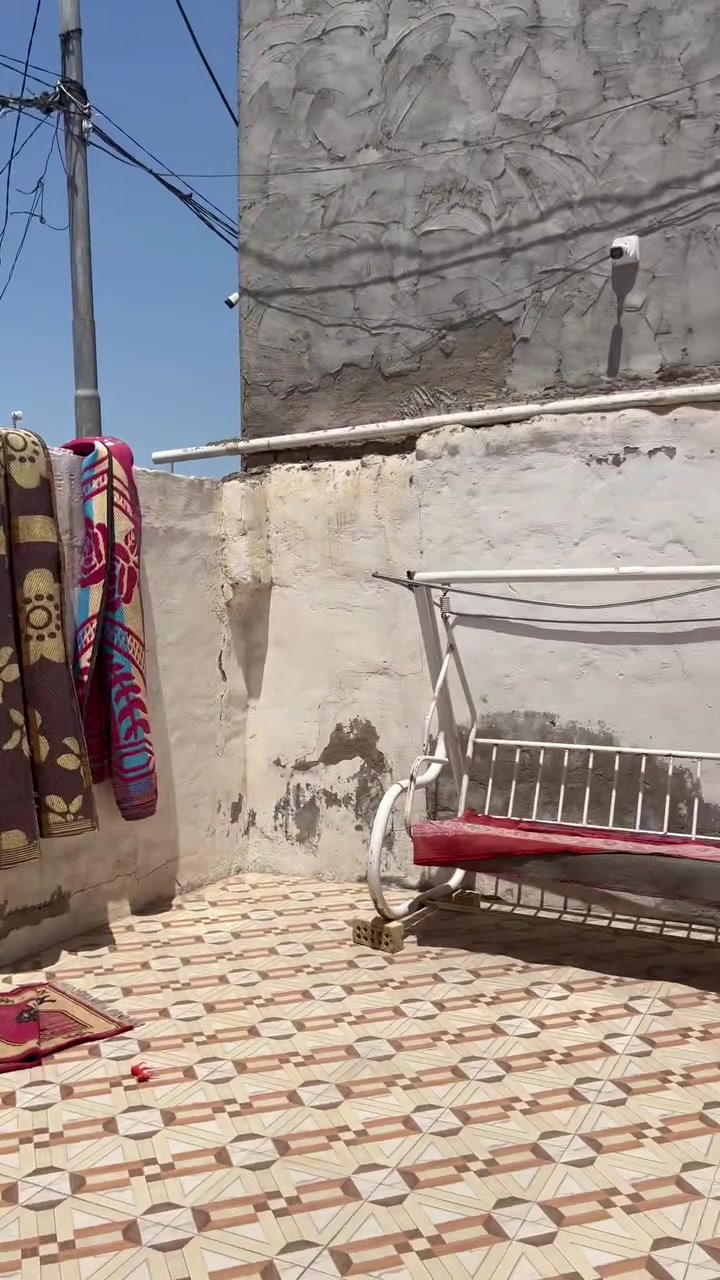 سلام عليكم بيت البيع رضويه سابعه خلف مكان الوكفه القديم
متين متر يحتوي على غرفتين وصاله ومطبخ واستقبال حمامات الخليه وخارجيه ارضيه بورسلين بنا بلوك عكاده سعر97"
رقم الهاتف ***********
