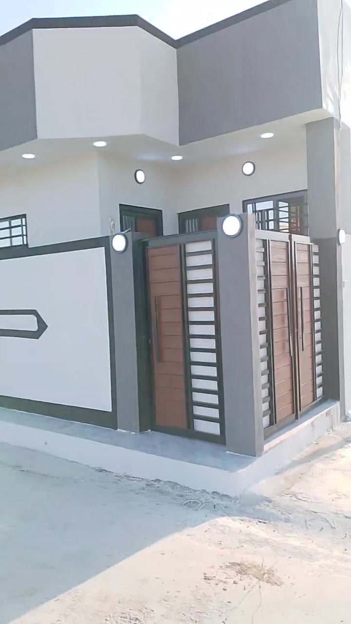 بيت البيع حي الملاين الثانيه قرب جامع الريان سند 25 مساحه 120  مربع يتكون البيت من غرفتين  جاهز بدون سقف ثانوي السعر 57 اوبي مجال 💚
***********
