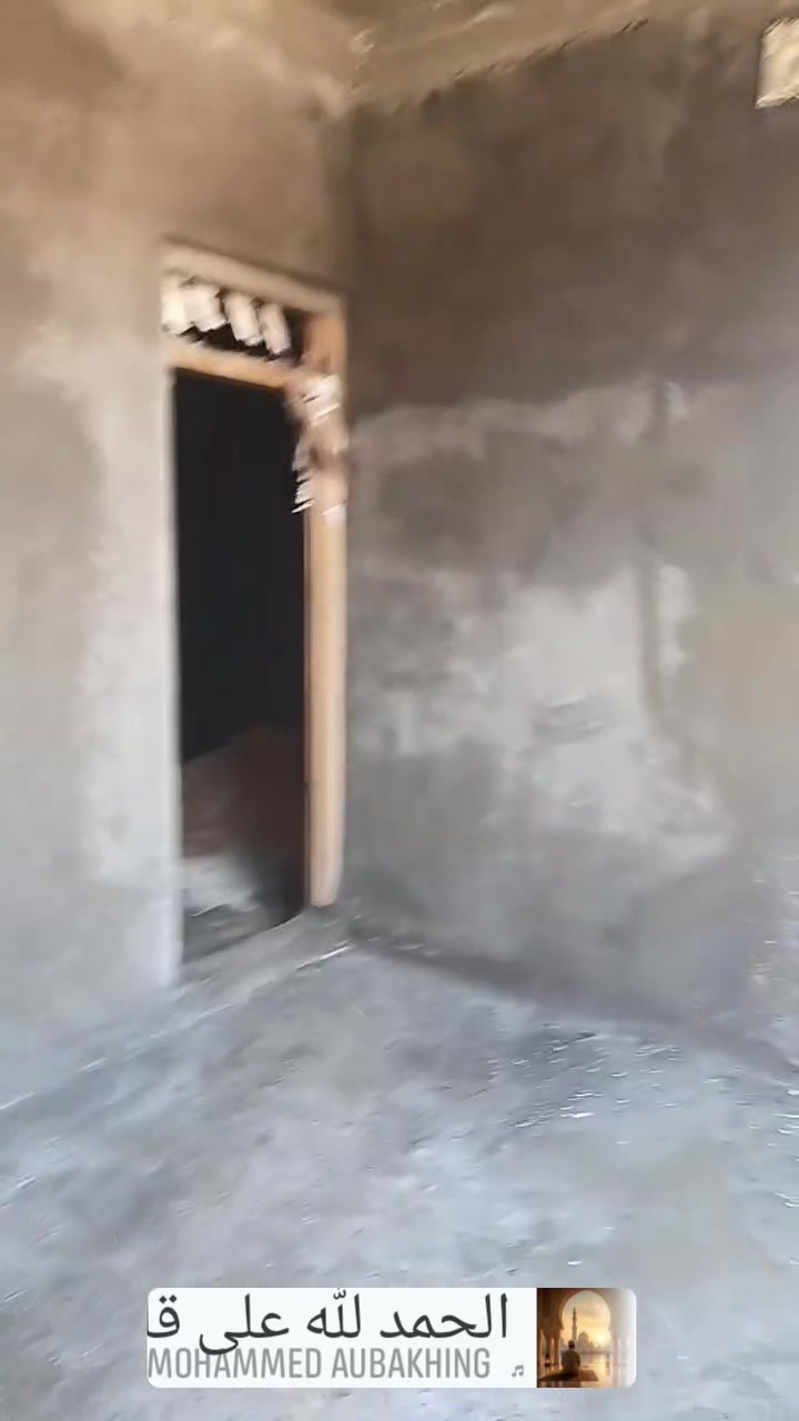 كادر كامل • متفرخين • اسود وبياض