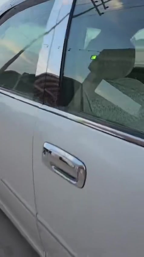 سلام عليكم للبيع فقط كراون ملكة 2001 كرستال اصل السيارة فول مواصفات رقم بصرة بسمي دخول جديد دكمتين فتحة بل قمارة كرسي كهربائي ديفو الصغير السعر 132 مكان السيارة بصرة قضاء المدينة ***********

نص مكتوب في الصور:
- Galaxy S23 Ultra