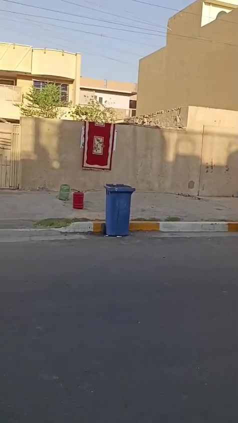 السلام عليكم عقار تجاري للبيع المساحه ٣٢٠ متر العنوان بغداد الجديده للأستفسار الأتصال *********** وات ساب ***********

