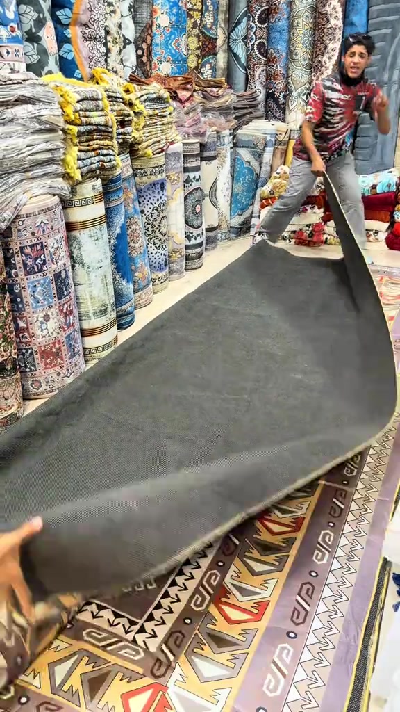 مفروشات حسن الصبيحاوي الحجز عل وتساب ***********

