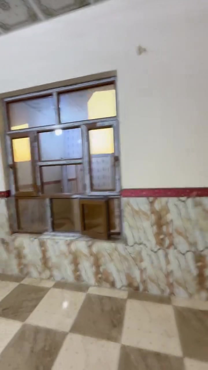 مشتمل • الرمادي • غرفة وصالة