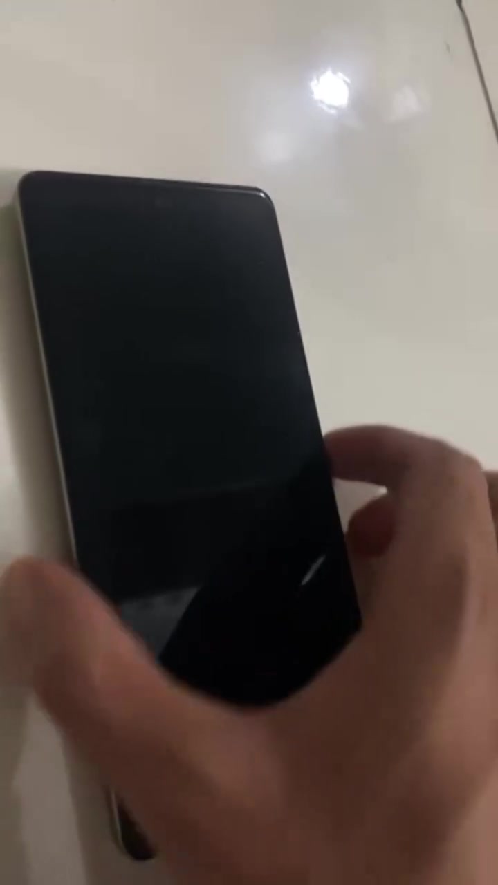 السلام عليكم للبيع أو مراوس ب ايباد
TECNO CAMON 30 5G
 ذاكره 512 
داخليه 24
شاشه 120 هرتز
صار أسبوع من أخذته بعده بل كارتون شخط ما بي 
السعر 500 وبي مجال كلش قليل مكاني بابل محاويل 
رقمي ***********
