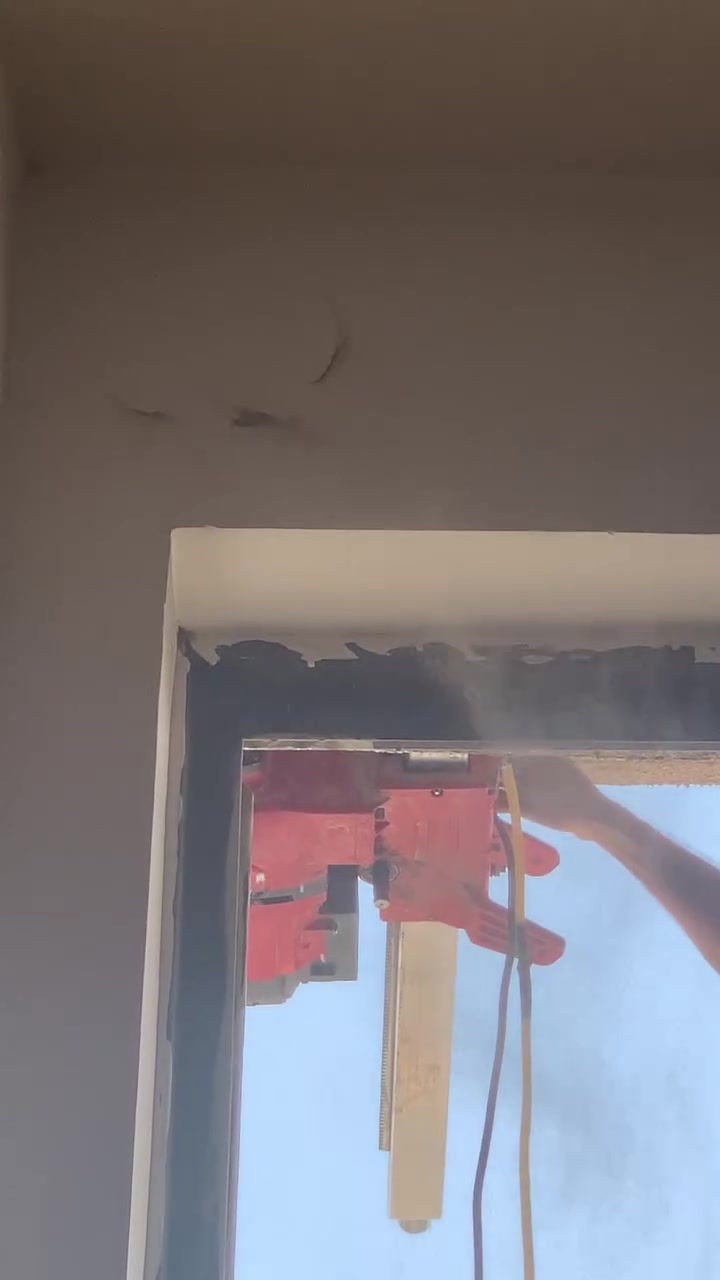 السلام و عليكم
ثقب كور جميع القياسات من واحد انج إلى ١٢ انج
عامودي و أفقي  فتحات سبالت.. فتحات الساحبة اوالصاروخية.. وفتحات المرازيب.. و غيرها
***********
