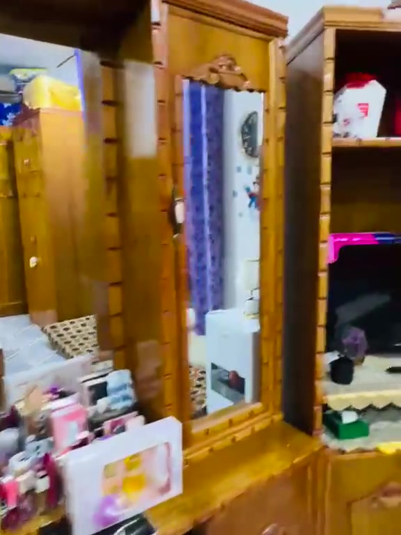 سلام عليكم ورحمة اخوان قرفه ستعمال اربع اشهر قرفه نضيفه100/100 بس شراي يتصل ***********
