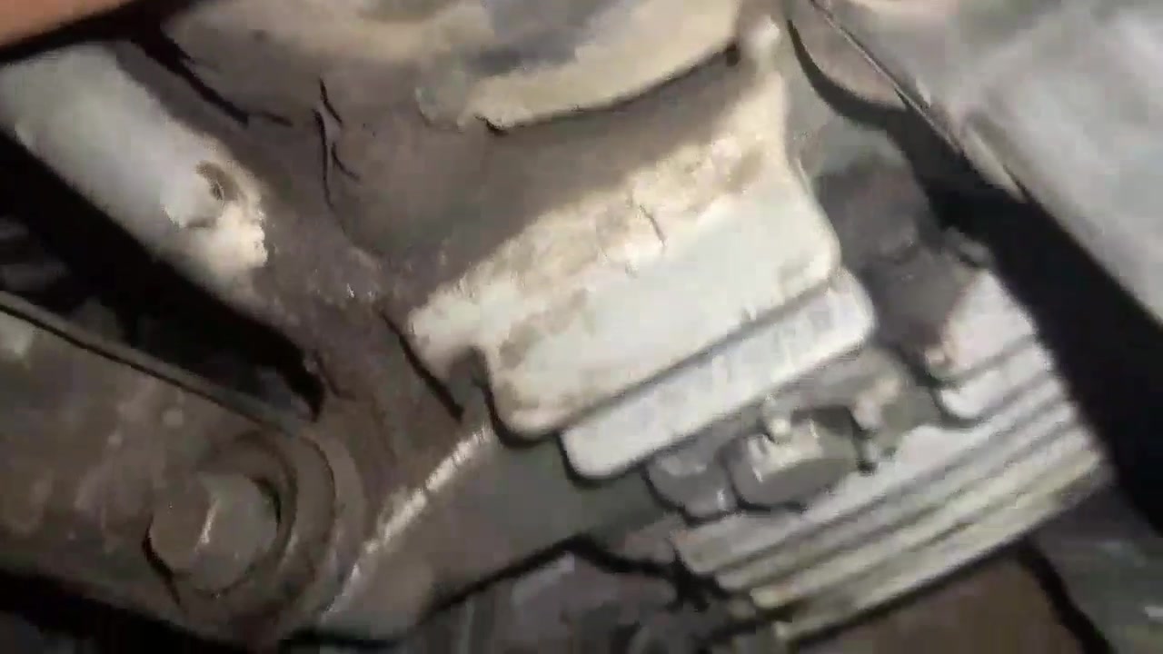 🛵 للبيع أو مراوس بدراجة كير 🔥
🔴 ماكس عدلة
⚙️ المكينة ما مفتوحة
🛞 سواد ختم وية الكفرات
❤️ كفرات حمر مختمة بلادي
⚠️ نقص دسكات بريك امامي وسلف
💰 السعر: 625 وبيها مجال
🔄 أو مراوس بدراجة كير، حسب الدراجة مكاني بغداد
📞 ***********