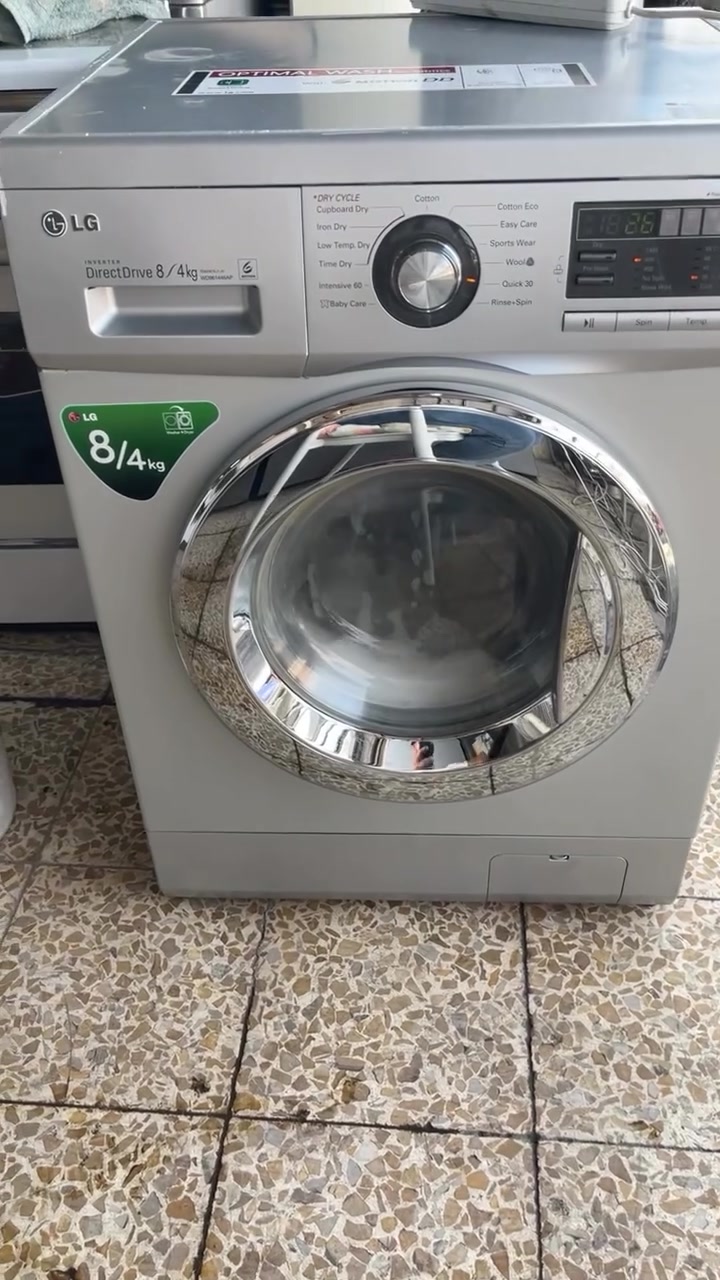غساله LGنيطف فول 8كيلو بخار بي نظام مكوى LGلاصلي بشرط شغل او فحص او نيظف اي ستفسر عل ***********
