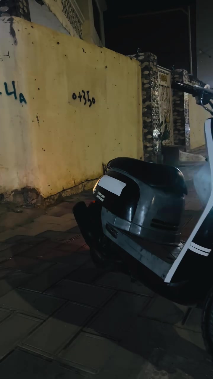 بوليس • سلف • معدل