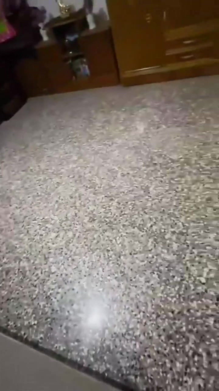 يعلن مكتب الاخوين اللعقار عن وجود دار اللبيع الامساحه 150 متر 10x20
البيت متكون من 4 غرف نوم البيت مرتب نقص بس الوجهة 
العنوان البلديات ضياء الحلفي قريب على شارع المصرف 
الاستفسار أكثر الاتصال على رقم ☎️ الاهاتف 
*********** ابو عبد الله اللامي متواجد وتساب او خاص 
***********ابو جعفر الرسيتماوي
