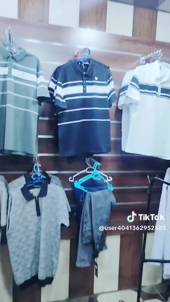 سلام عليكم تصفيت محل فوك 400 فقطعه بل تصوير ما واضح مكاني كركوك حزيران هاذ رقمي ***********
