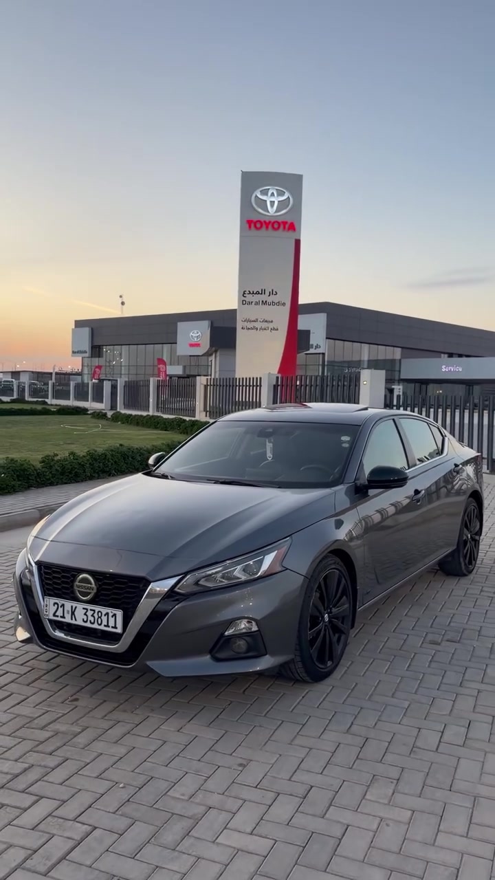 السلام عليكم تحياتي للجميع
⚡NISSAN ..Altima..2022.SR.Plus⚡
⚡نيسان...التيما..SR 2022پلاس فول الفول
....................................
الفئه  SR
موديل 2022
لون سلفر
محرك 2500(تنفس طبيعي)
بصمة تشغيل
ابواب بصمة+ بصمة صندوك
تشغيل عن بعد
هاند بريك بصمة
أوتو هولد (auto hold)
فاتحة سقف (سلايت )
نظام قيادة أليه
رادارات 360° درجة
رادار امامي (توقف ذاتي)+تحديد مسار
رادار جانبي توقف ذاتي
رادار خلفي (توقف ذاتي)
كامره خلفيه
حساس خلفي
كشنات كهربائ
كشنات تدفئة
ستيرن تدفئة
شاشه كبيره (گار پلي)
فول تحكم ستيرن
كروس سرعة (مثبت سرعة)
أشاير مري جانبي
ويل كروم حجم 18
أكزوز رياضي (صالنصات رياضه)
سياره بوضع شركه حادث امريكا فقط تبديل جاملغ وبنيد وكاله شرط الاصلي.    
كير محرك شرط الفحص
سيارة ماشية 95 ميل
رقم سليمانية دولي باسمي  شرط تحويل
السعر 134  بي مجال بسيط
مكان سياره الأنبار فلوجه للاستفسار 
***********
