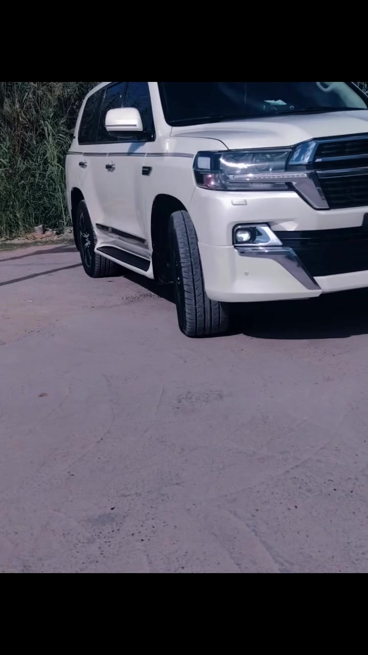 سلام عليكم سياره اند كروز موديل 21 لون ابيض رقم أربيل بريم مكفوله كفاله عامه من بارد وصبغ  مكان كربلاء سيطره ابراهيميه الرابط واتصال على هذا الرقم ***********

نص مكتوب في الصور:
- HONOR X9c