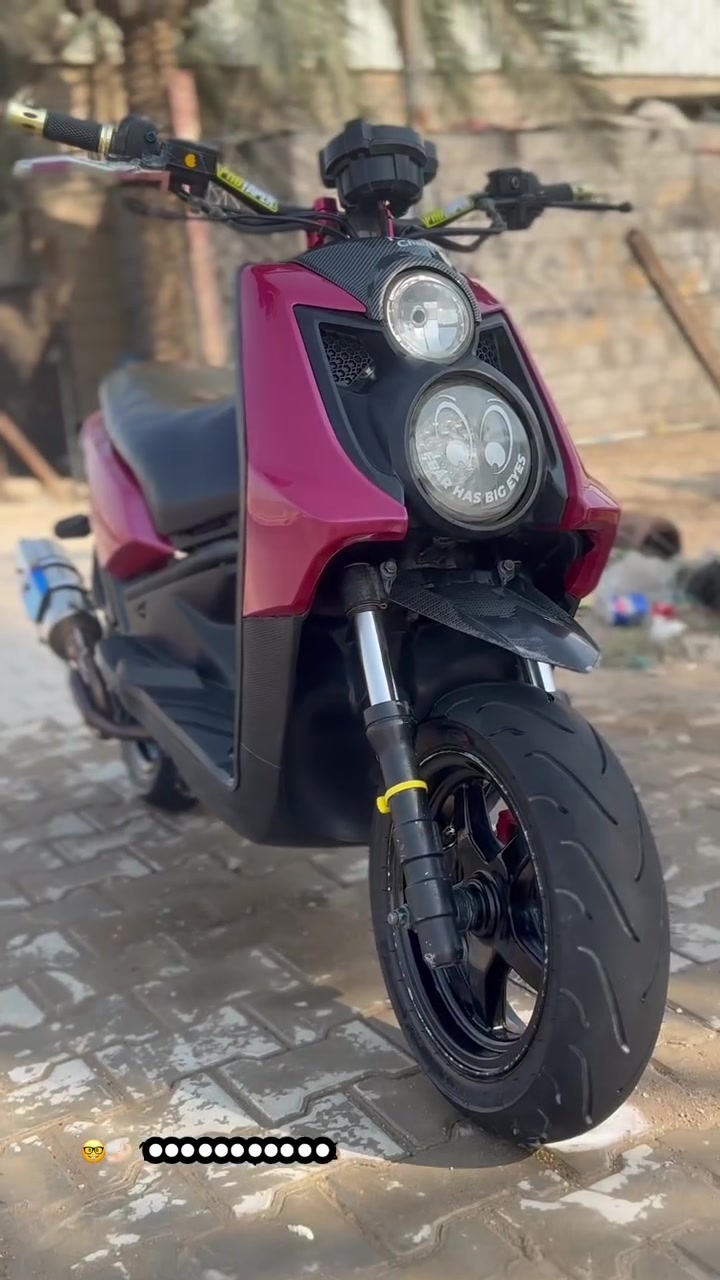 سلام عليكم سكنس جبلي صيني مصروف عليا و مرتبه
مكينه مفتوحه دراجه شلعه و معدل فول سعر ب850 هـ*********** مكان دراجه واسط صويره
