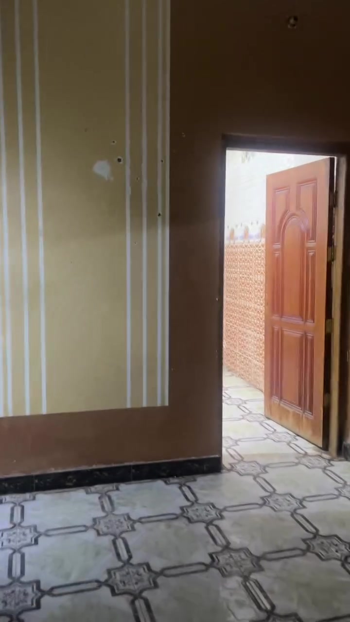 طابق اول • غرفتين • سومر