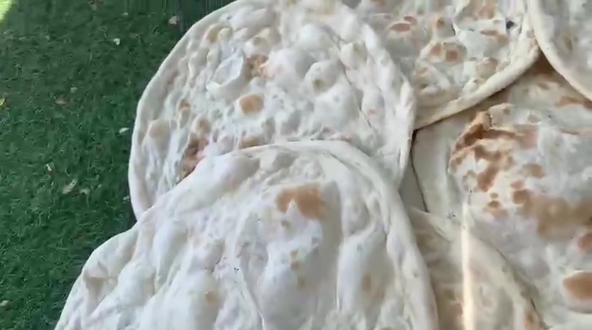 سلام عليكم خباز من كربلاء منطقه الحر اطلع معاونيات بسً نصً نهار او ثابت اذا وقت حلو اي بند اخبز ماطلع محفضات بس كربلاء***********
