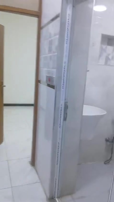 بيت للاجار طابق ارضي قرب كلية الهادي
غرفة نوم 
استقبال 
مطبخ خدمات

450 الف
***********
