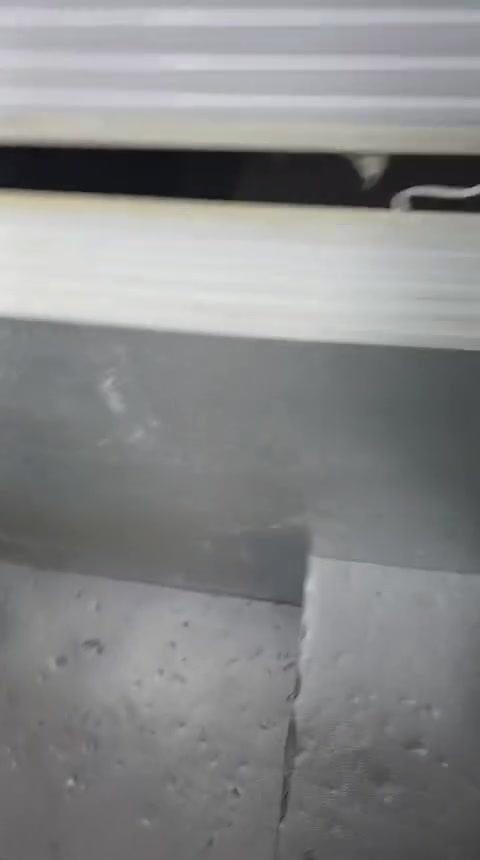 مجمدة • قفل التطبيقات • حي الصناعي