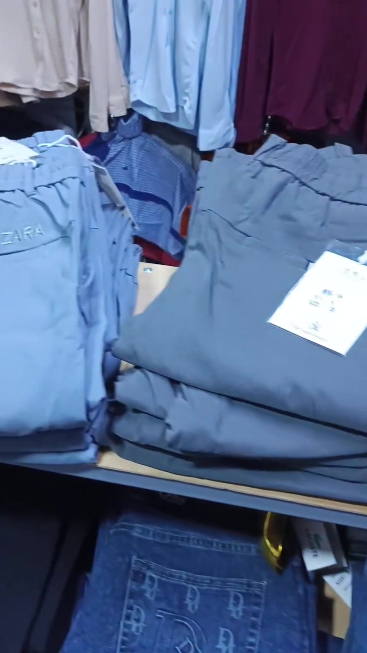 🔥 عرض خاص بمناسبة الوصول الجديد 🔥
✨ بيجامة كتان أصلي ماركة ✨
👕 القطعة بـ 8,000 دينار فقط
🔥 قطعتين بـ 15,000 دينار فقط
ولا تنسون عروضنا على القمصان 😍
🔥 العروض بعدها مستمرة!
📍 العنوان: شارع النخوة، قرب ماركت بازار للعائلة
📍 قرب دائرة الأمن الوطني
📞 ***********
👤 حيدر بكار
