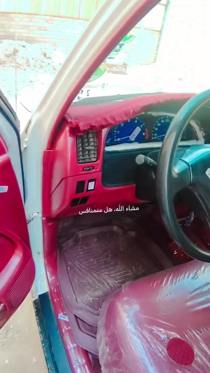 سلام وعليكم بيكم 2002 جمره بدون صبق بدون بارد وضع شركه حار بارد دبل رون داخل حمر رقم نينوى دولي شرط تحويل سعر 135  وبيهه مجال بصيط ***********
