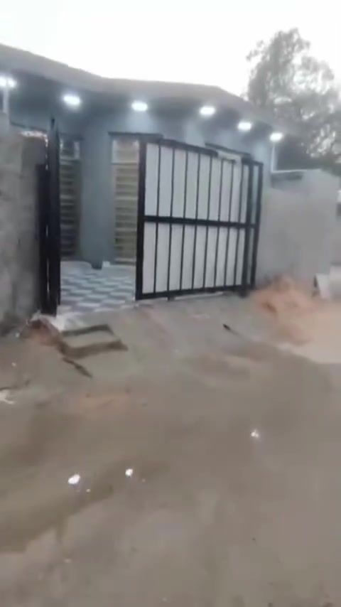 بيت للبيع دوره  هور رجب خلف المدارس المعينيه ١٠٠متر واجهيه ٧ ونزال ١٤ بناء جديد يرهم نقد وقصط  ***********
