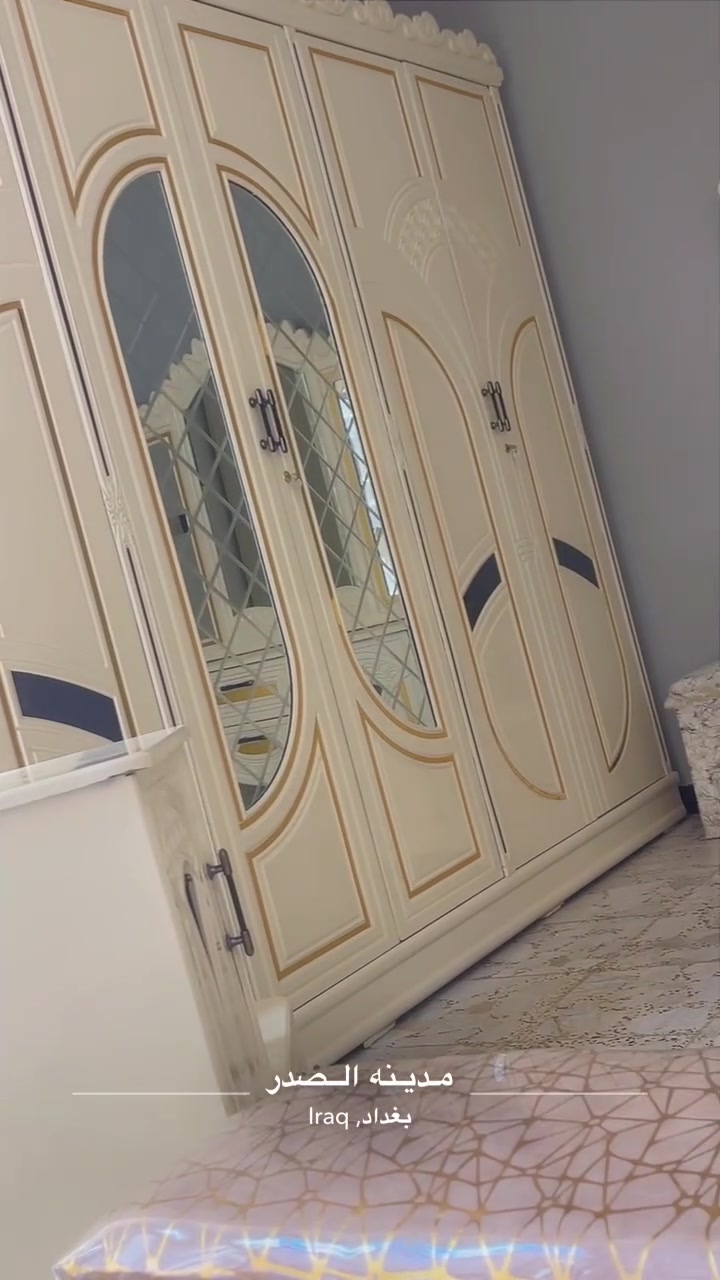 السلام عليكم غرفه نوم عراقيه شغل اصلي 
صارلي يوم من شادهة بعدهي بل جيس 
 اللبيع راسلي خاص وهاذ رقمي ***********
