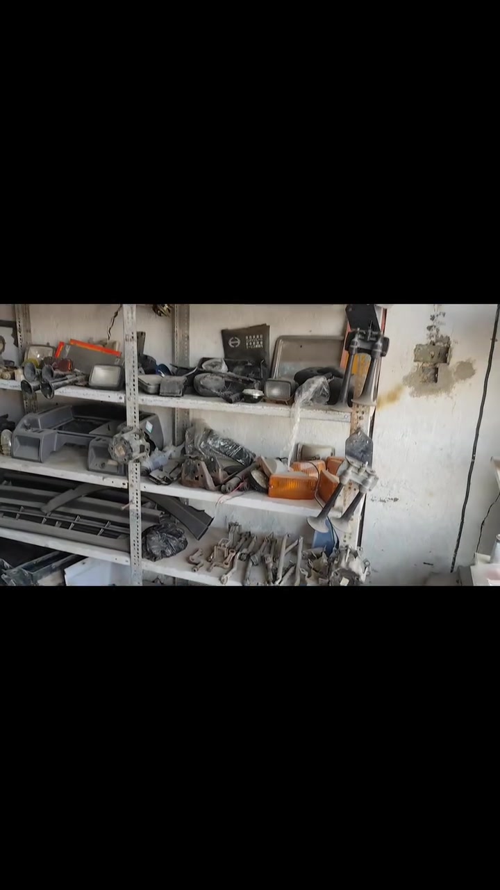 يتوفر لدينا مواد احتياطية تفصيخ و جديد هينو انكر طيرة شيطان 
 حيدر الزريجاوي عنوان المثنى مدينة الرميثة 
***********
