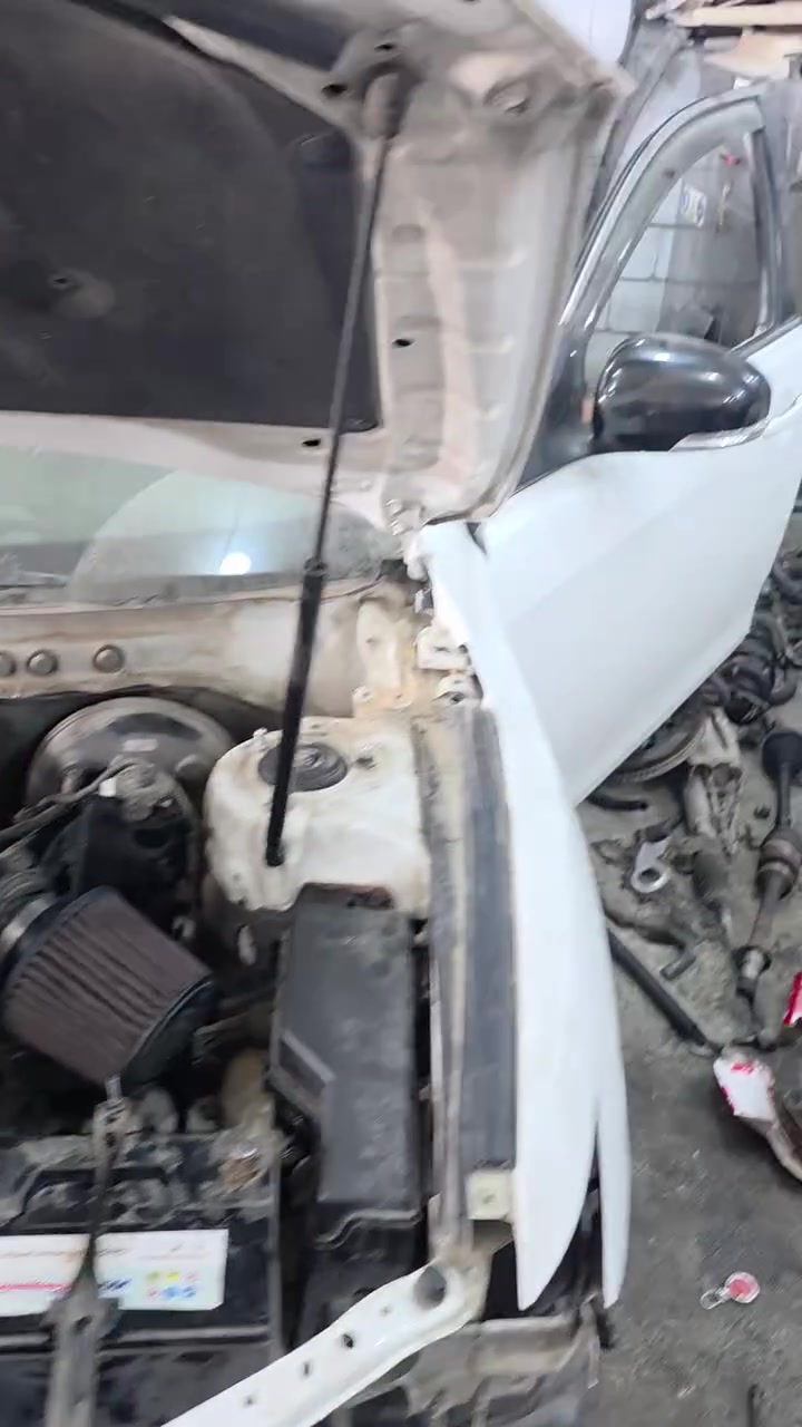 قطع غيار سيارة • تويوتا أفالون • اغلب القطع