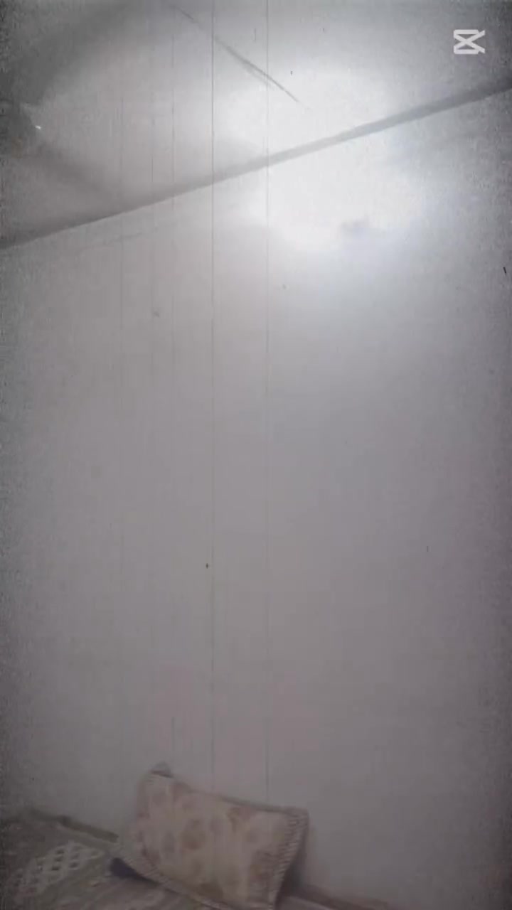 نص قطعه شرك للبيع مساحه ٧٢ متر قطاع ٣٢ اعكاده نضيفه بأسم شخص واحد فوك غرفه وسطحين الاتصال على الرقم ***********
