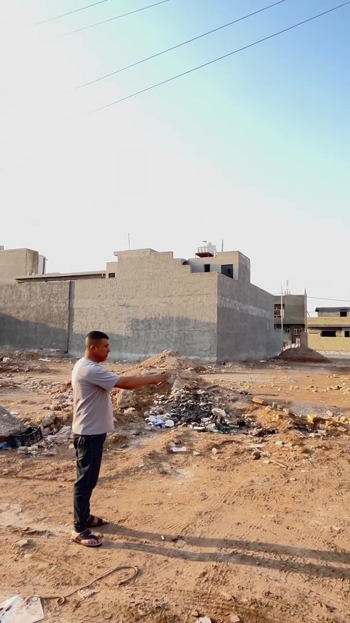 السلام عليكم::

قطعه ارض للبيع (المساحه 125 الوجهِ 6 وربع والنزال 20) :

( الموقع الموضفين ):

للتواصل والاستفسار على رقم الهاتف :

***********/***********) 

موقع المكتب مقابيل الطأبو مكتب ابنُ شيحأن للعقار :

مؤقع المكتبَ الثاني الموضفين شارع 30 :

مكتبِ عزيز الدليمي للعقآرِ :
