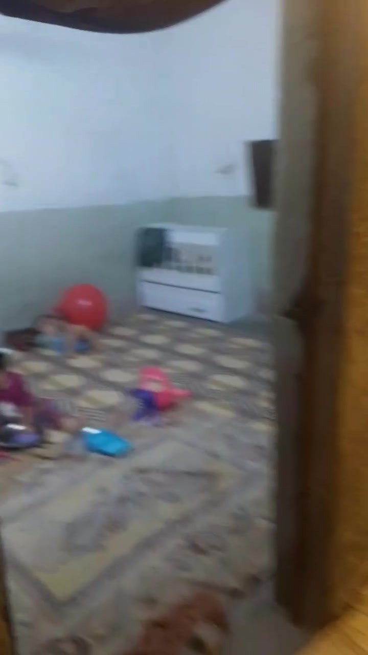 بيت 130م مقابيل شقق طالبية بيت جاهز ماي كهرباء مجاري كلش جاهز استقبال متبخ هول غرفة نوم
