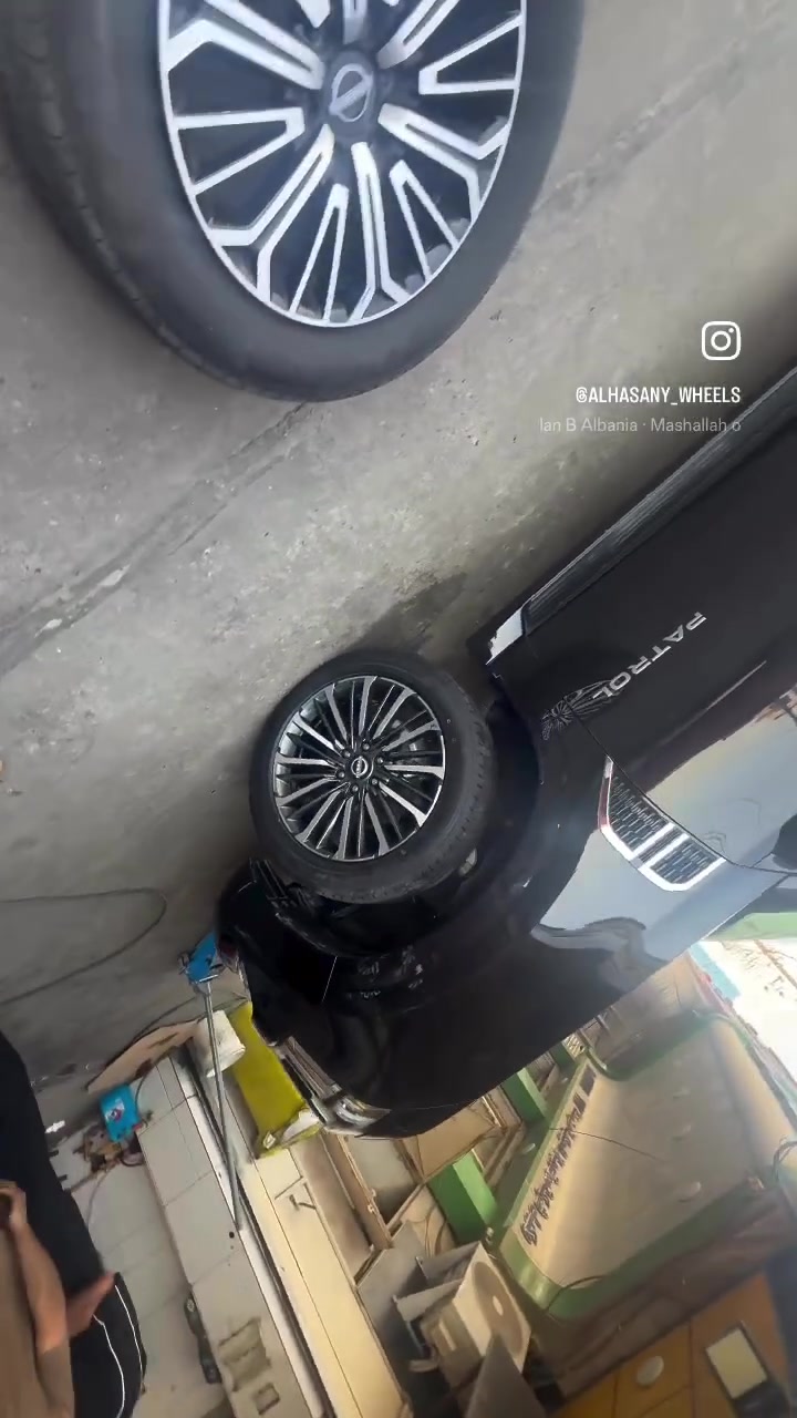 قطع غيار • بدون تفاصيل