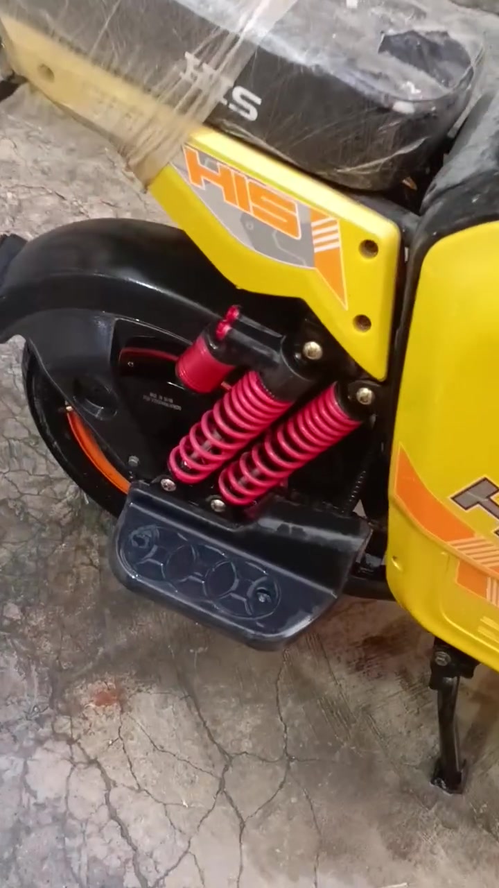 سلام عليكم ماطور للبيعH15.  X900ماطور نضيف شغال بس يرادله بطاريات للتواصل***********مستخدم شي قليل
