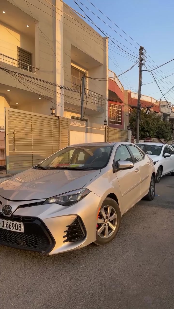 🚘 تويوتا كورولا 2019
• الموديل: Toyota Corolla

• سنة الصنع: 2019

• الشكل: سيدان

• الجيل: E210

• المحرك: 1.6 لتر – 4 سلندر

• القوة: 121 حصان

• العزم: 154 نيوتن متر

• القير: أوتوماتيك CVT

• الدفع: أمامي FWD

• الوقود: بنزين

• عدد المقاعد: 5

• فتحة سقف كهربائية 🌙

• مثبت سرعة

• تحكم بالمقود

• دركسون متعدد الوظائف

• بلوتوث

• USB / AUX

• نوافذ كهربائية

• مرايا كهربائية

• قفل مركزي

• مكيف

• حساسات خلفية

• كاميرا خلفية حسب التجهيز

• ABS مانع انغلاق الفرامل

• EBD توزيع إلكتروني للفرامل

• BA مساعد الفرامل

• VSC ثبات إلكتروني

• Traction Control مانع انزلاق

• مراقبة ضغط الإطارات

• Airbags

• أنوار LED

• أنوار نهارية

• جنوط ألمنيوم

• خزان وقود 55 لتر تقريباً

• 5 ركاب

• استهلاك اقتصادي للوقود

• سيارة عملية واقتصادية ومناسبة للاستخدام اليومي

📌 كورولا 2019 – فتحة سقف – 1.6 – أوتوماتيك – دفع أمامي.

مكاني بغداد السيدية

*********** 

سعر 125
