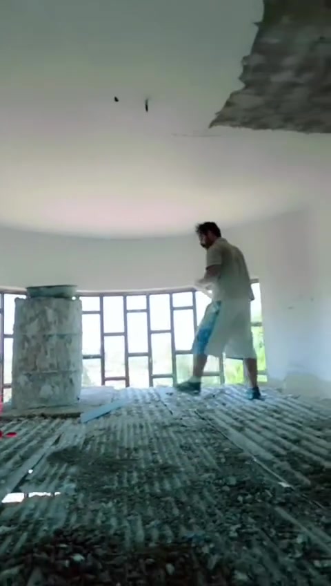 سلام عليكم خلفه تشميع وجص وبورك 
رقم موبايل بي واتساب *********** شغل درجه اوله
