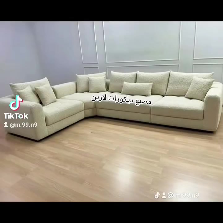 تخم طبله • ١٠ مقاعد • ديكورات لارين