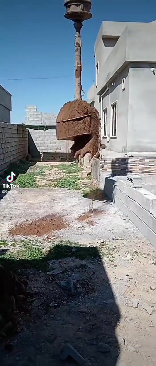 حفارة برينه • حفر آبار • تغليف صبات