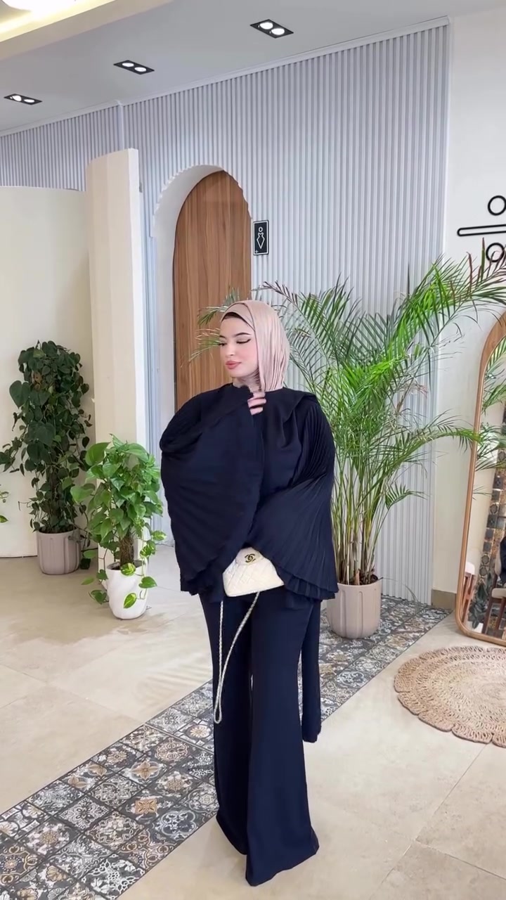 سوت فنتج • مقاسات ١،٢ • نيلي اوف وايت