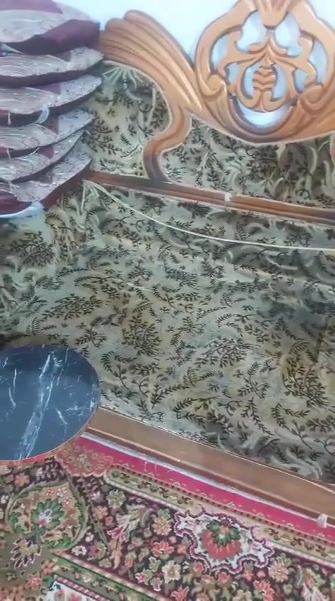 اثاث مستعمل للبيع
***********
