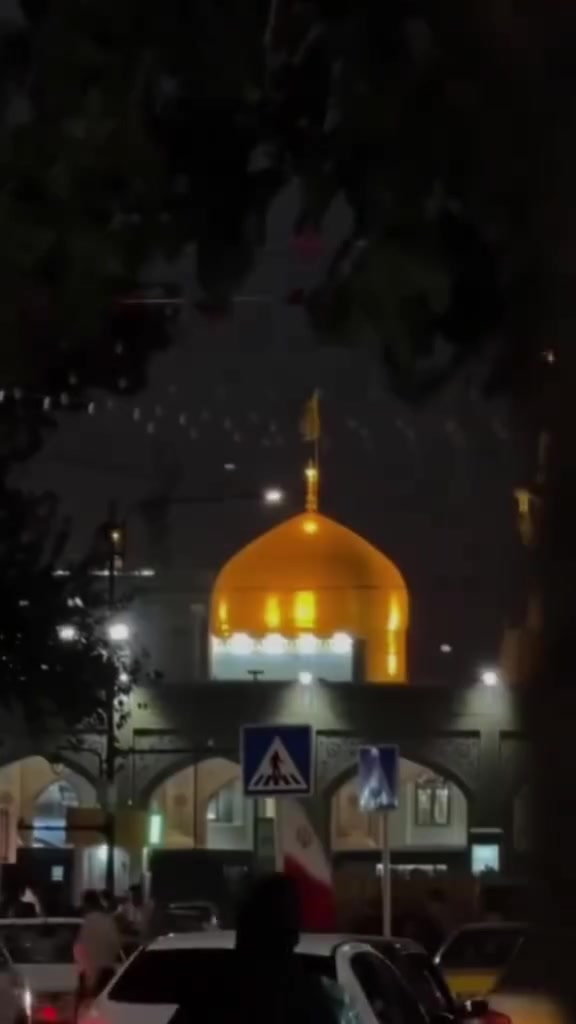 اللهم صلّ على محمد وآل محمد تعلن شركة لامل بتسير رحلاتها لاسبوعيه يوم 9/10الخميس بصات عراقيه حديثة وفنادق درجه اولى اربع ايام بمشهد ثلاث وجبات طعام بسعر 170الف مع مسؤل الحملة سليم العبودي رقم الهاتف واتساب ***********ان شاءلله نكون بخدمتكم
