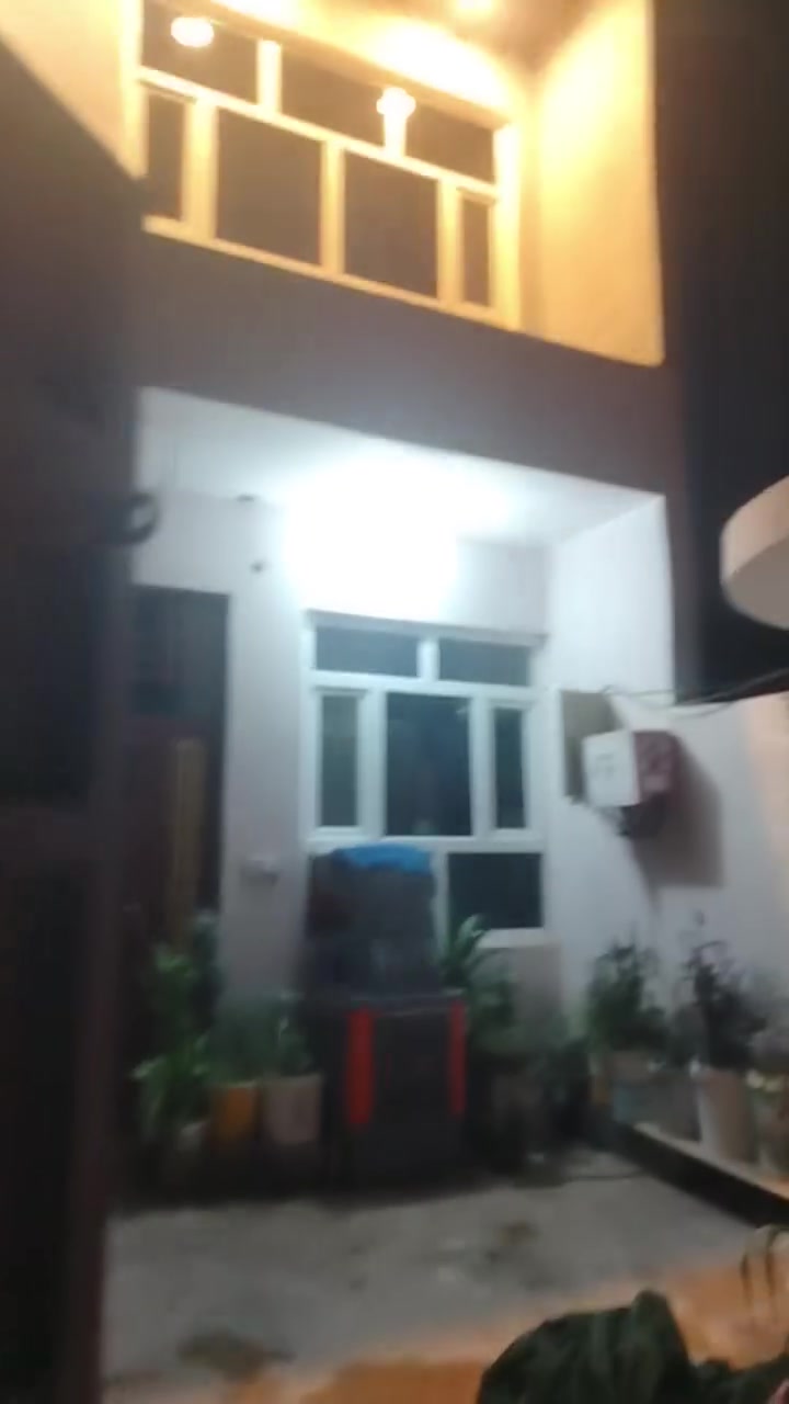 سلام عليكم مشتمل للبيع كاطون الرازي خلف المشروع طابو صرف قرب مدرسة التربية لاستفسار *********** السعر على الاتصال
