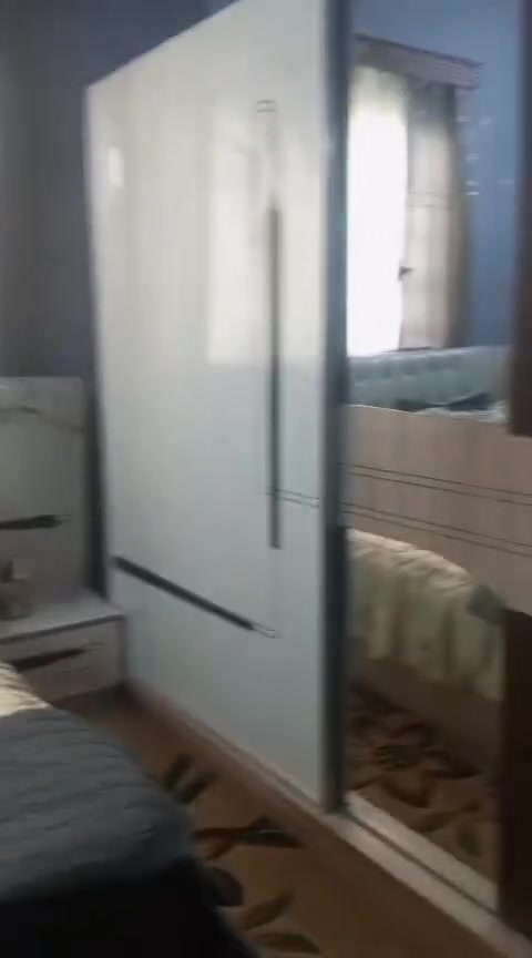 غرفت نوم ست قطع للبيع جديد بدون اي عيب مثل ماموضح بل فيديو سعره 325 بي مجال جيه ***********
