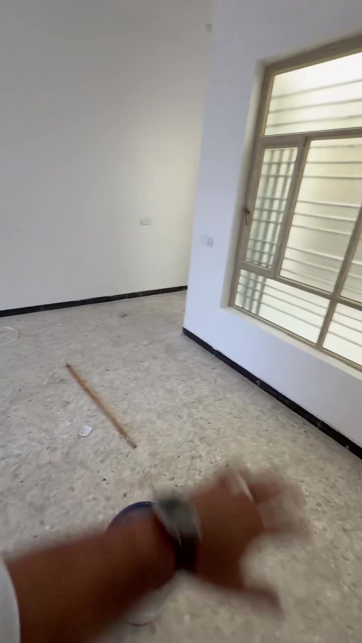 شقه طابق 1 للايجار
العنوان📍 الدورة البوعثه مجاور صيدلية سمبله 
الرقم *********** من صاحب البنيه مباشر
