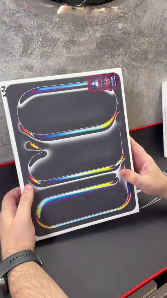 🔥 **iPad Pro M5 13” — بحالة الجديد لكطة ** إذا تدور على جهاز قوي بمواصفات ممتازة ونظافة الجديد، فهذا الآيباد خيارك المثالي 👌 • يدعم شريحة اتصال 📶 • سعة تخزين 256GB • صحة البطارية 100% 🔋 • فقط 21 دورة شحن • نظافة 100% ✨ • يأتي مع ملحقاته الكاملة جهاز نظيف جداً وبحالة ممتازة، مناسب للدراسة والعمل والترفيه، وبسعر المستخدم 🔥 📍 مركز ترند المستقبل بغداد – الأعظمية – ساحة عنتر 💵 بيع وشراء | نقد وأقساط 🕓 أوقات العمل: من 4 العصر إلى 11 بالليل 📲 واتساب مباشر: *********** ***********
