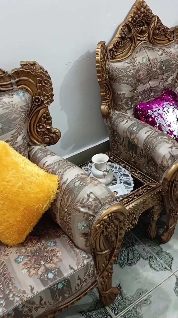 تخم ملكي • ٥ قطع • ٣ طبلات