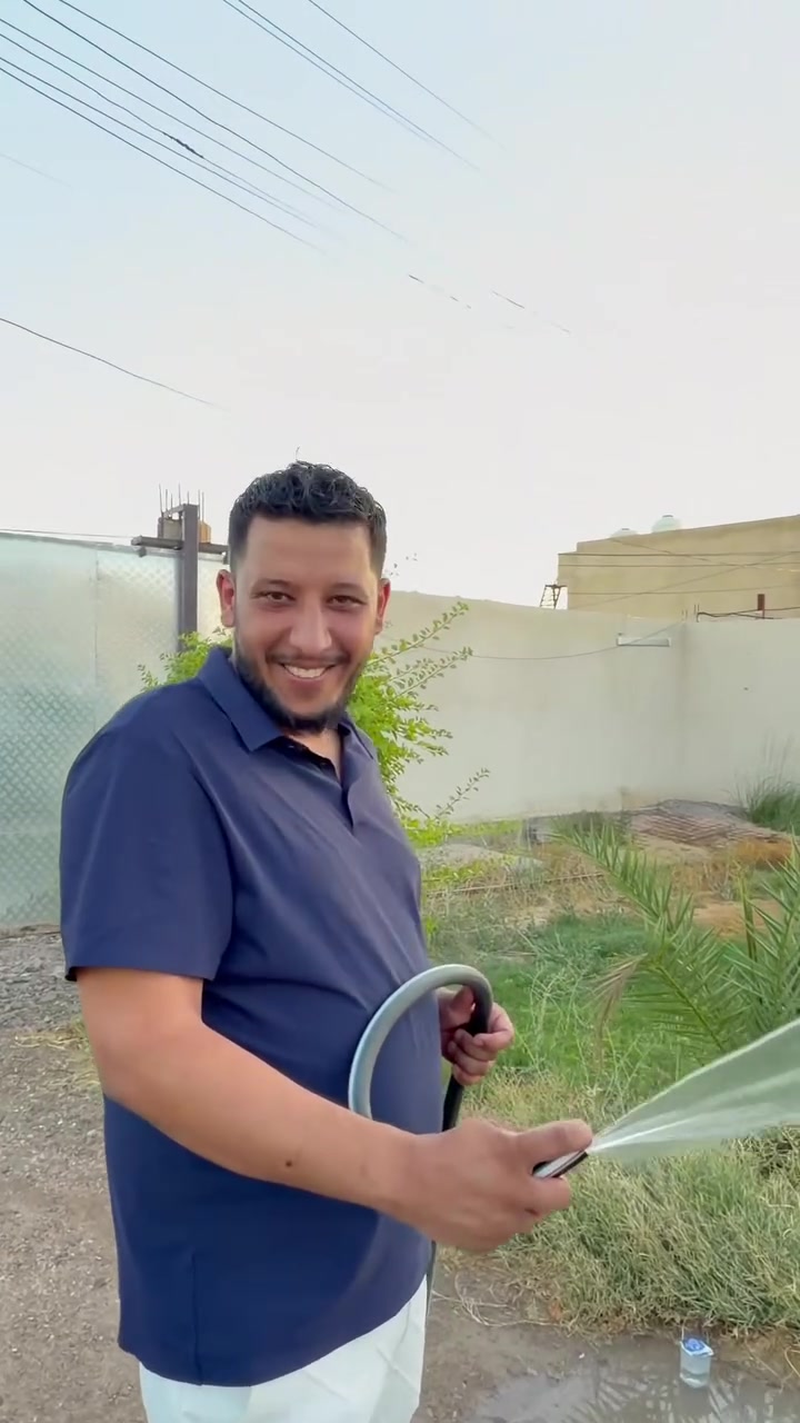 السلام عليكم 
مزرعه بمساحه ٣٠٠٠ متر دونم وربع ملك صرف للبيع العنوان المدائن منطقة التويثه 
مخدومه بالكامل 
تفاصيل داخل الفديو 
للأستفسار ***********
