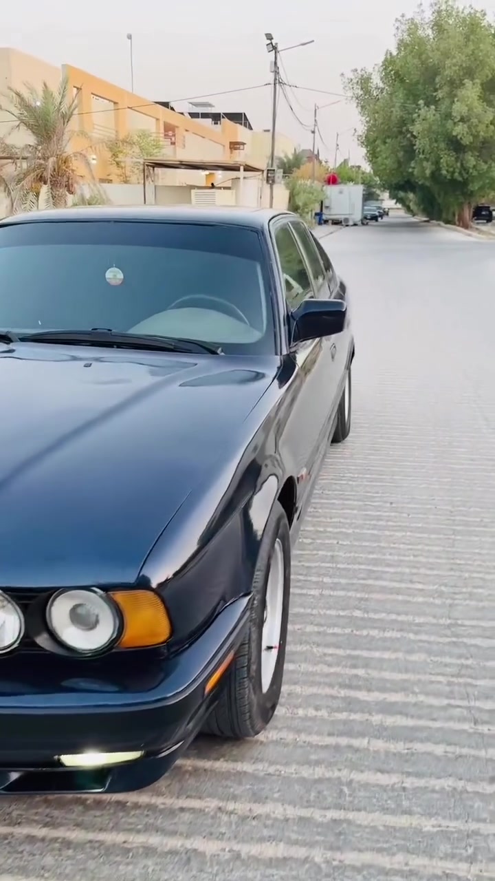 🕸️🕸️السلام عليكم🕸️🕸️
للبيع🐝📦📦

BMW 525i🇩🇪

🪐اصل520i

🪐مكينه 6-25 مسكر 

🪐فانوس مشروطه حاويه

🪐كير اوتو جديد حاويه 

🪐موديل 1991

🪐رقم بغداد دولي

🪐سنويه نافذه 2025

🪐شرط التحويل 

🪐السياره كفاله عامه 

🪐عدى الصبغ للجماليه فقط 

🪐اللون حبري غير محدد 
 
🪐 تبريد شرط ثلج

🪐سلايد روف طكتين

🪐بجم عريض دعاميه بوق

🪐منظومت زنون اصليه 

🪐حدادية اماميه وخلفيه 

🪐جديده 100‎%‎ 

🪐ادامه كامله منظومت 
الاحتراق من فيتبم الى اخره 

🪐رادير واحضن جدد انسى الحماوه نهائيا

🪐سستم صوت مضخم 

🪐غرفه جلد جديده 

كشنات جدد ميكانيك 

صاج ملكي عسلي

🪐 دبل كومبيوتر 

🪐تخم ويل خليه
 جديد اصلي

🪐وبي تخم تاير جديد اقل الشهر من شديته 

باتري جديد بعده بل ظمان 

🪐سنتر لوك شخاطه

🪐جام كهربائي ٤ شغال

🪐كل تفاصيل السياره شغاله 

🪐كهربائيات بدون جطلات 

🪐السياره بيه نصبه كلش حلوه وكاعده واحلى من الصور

🪐مكاني النجف الاشرف

🪐السعر 65$💵

🪐للاستفسار

***********
